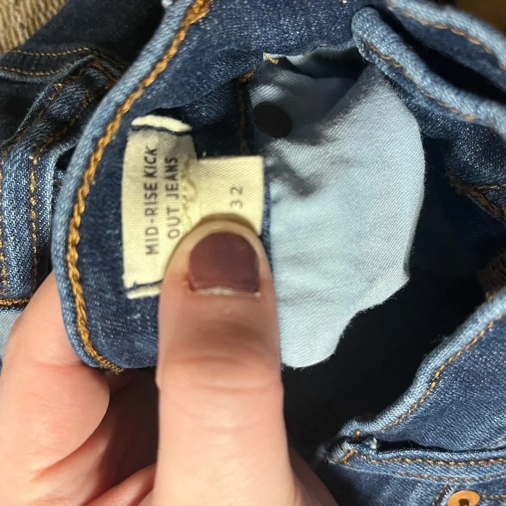 Madewell Women's size 32 Flare Jeans - Dark Blue - Picture 4 of 4